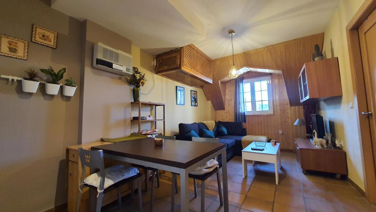 Acogedor Apartamento En Sierra Nevada Con Piscina Acceso Directo A Silla Exteriör bild